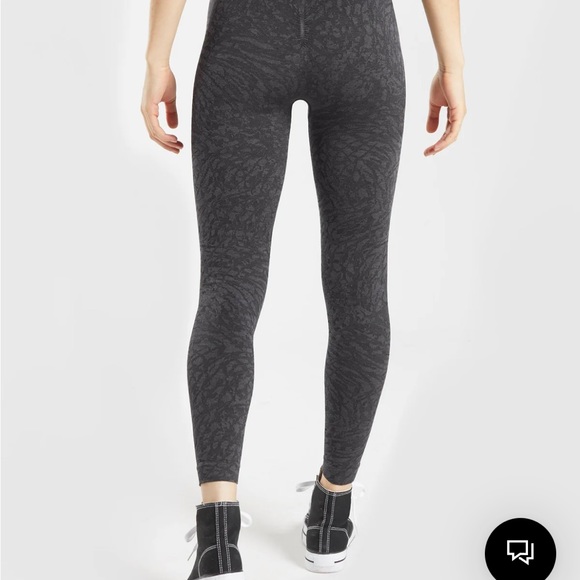 Gymshark adapt animal leggings- medium - Picture 2 of 3